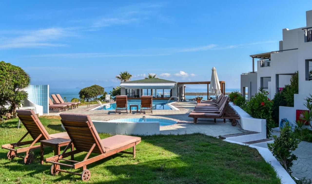 Yria Beach Hotel Kokkini Hani Exterior photo